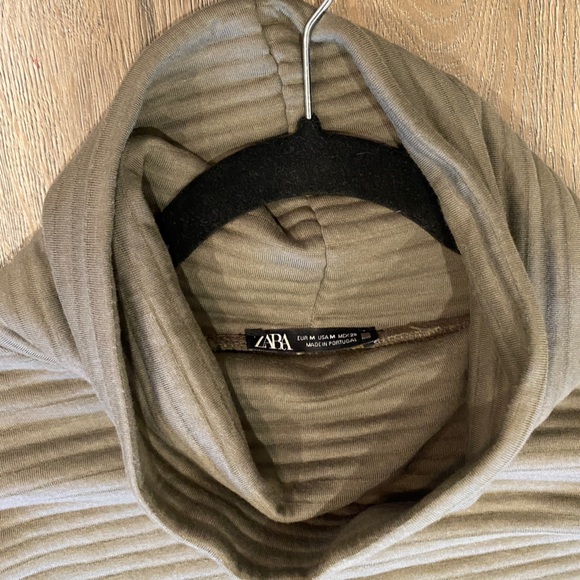 Super cute mini lengthy dress size M by Zara - Picture 2 of 2